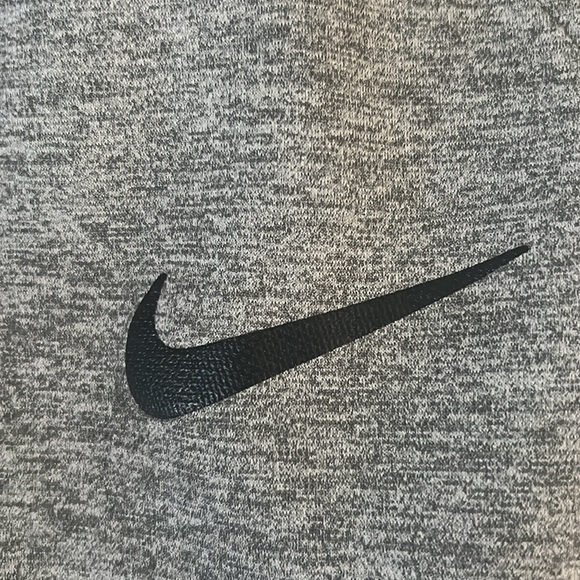 Nike men’s drifit thermal pants in gray with pockets and drawstring in Large - Picture 2 of 6